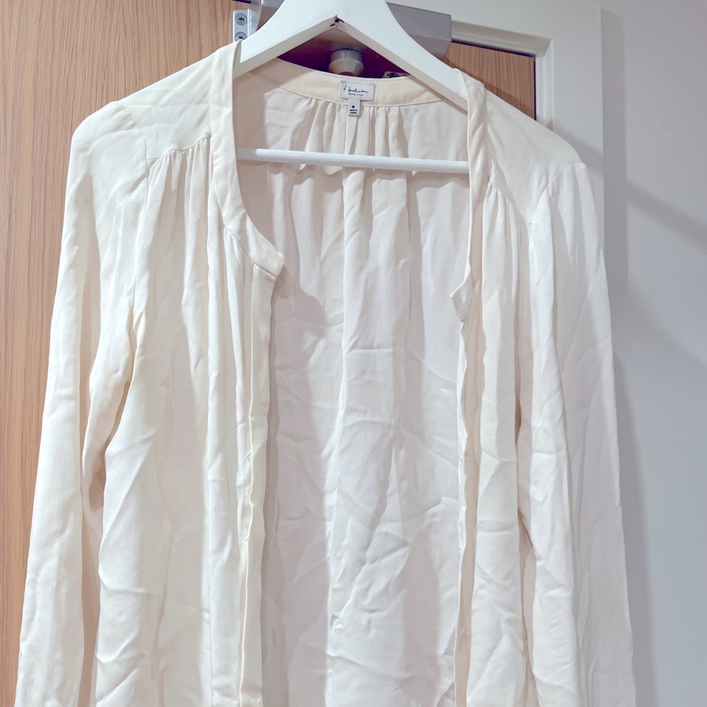 Babaton blouse